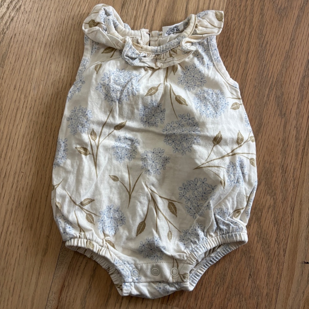 City Mouse Hydrangea Bubble Romper 0-3M GUC
